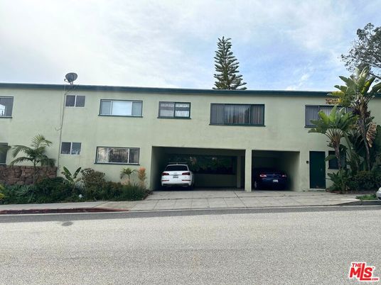 Attached, Exterior, Facade, Modern