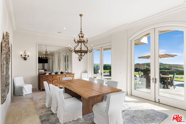 Chandelier, Dining room, Interior, Recessed Lighting