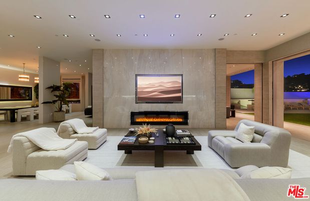 Fireplace, Interior, Living room, Marble Walls, Pendant Lights, Recessed Lighting