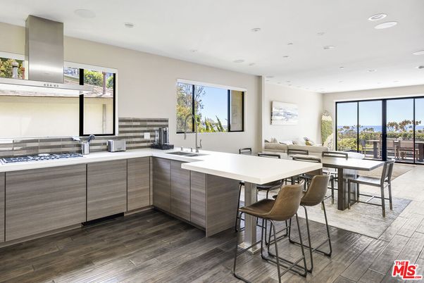 Dining room, Interior, Kitchen, Recessed Lighting, Stainless Steel Appliances, Wood Texture Flooring
