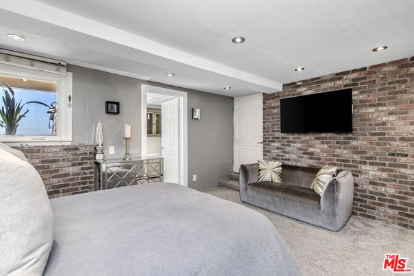 Bedroom, Interior, Recessed Lighting, Stone Walls