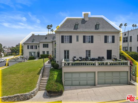 Attached, Exterior, Facade, French Provincial