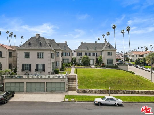 Attached, Exterior, Facade, French Provincial