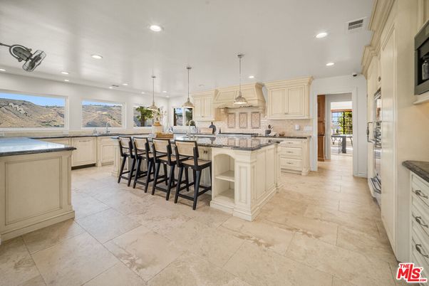Interior, Kitchen, Pendant Lights, Recessed Lighting