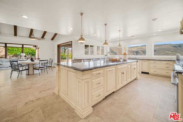 Dining room, Interior, Kitchen, Pendant Lights, Recessed Lighting, Wooden Beams