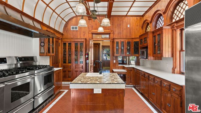Interior, Kitchen, Pendant Lights, Stainless Steel Appliances