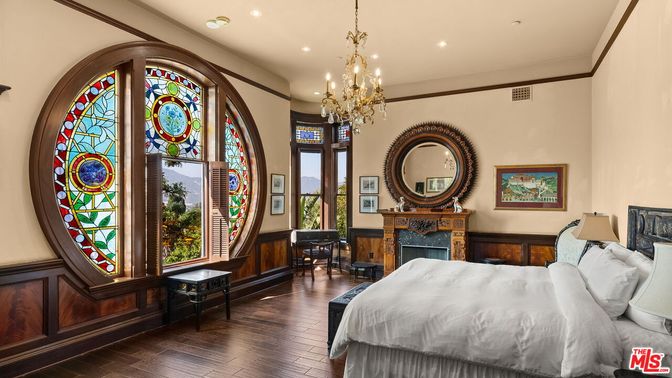 Bedroom, Chandelier, Fireplace, Interior, Recessed Lighting, Wood Texture Flooring
