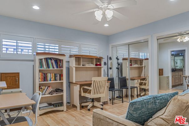Home Office, Interior, Recessed Lighting, Wood Texture Flooring