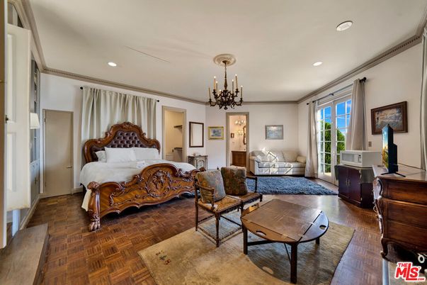 Bedroom, Chandelier, Interior, Recessed Lighting, Wood Texture Flooring