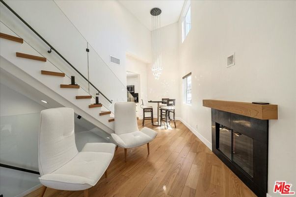 Dining room, Fireplace, Interior, Pendant Lights, Wood Texture Flooring