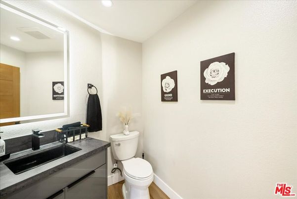 Bathroom, Interior, Recessed Lighting, Wood Texture Flooring