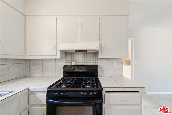 Interior, Kitchen, Tile Countertops