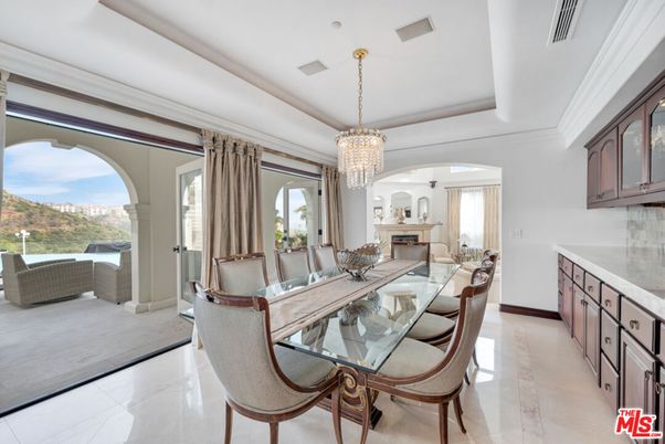 Chandelier, Dining room, Fireplace, Interior