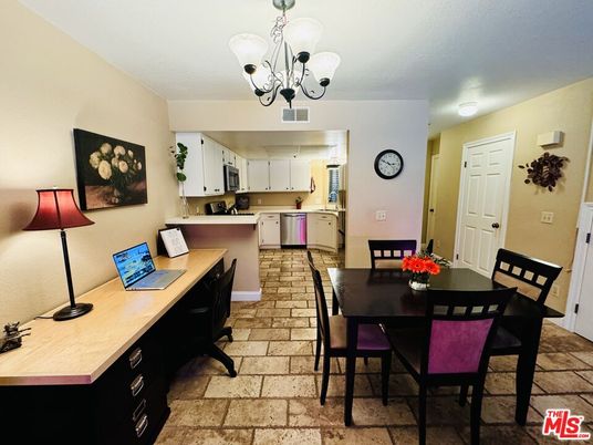 Chandelier, Dining room, Interior, Kitchen