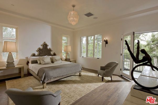 Bedroom, Interior, Pendant Lights, Wood Texture Flooring