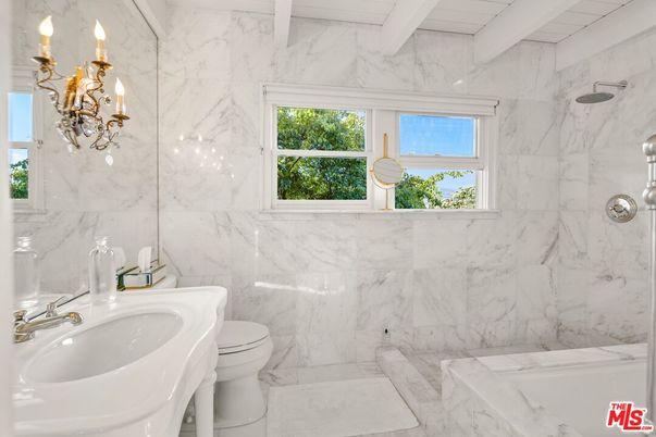 Bathroom, Interior, Marble, Marble Walls
