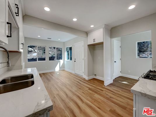 Interior, Kitchen, Recessed Lighting, Wood Texture Flooring