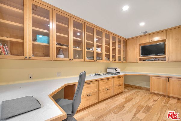 Home Office, Interior, Recessed Lighting, Wood Texture Flooring