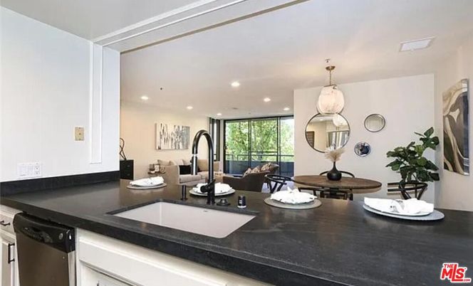Interior, Kitchen, Pendant Lights, Recessed Lighting