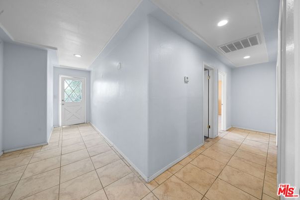 Interior, Recessed Lighting