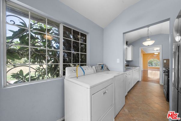 Interior, Pendant Lights, Washer