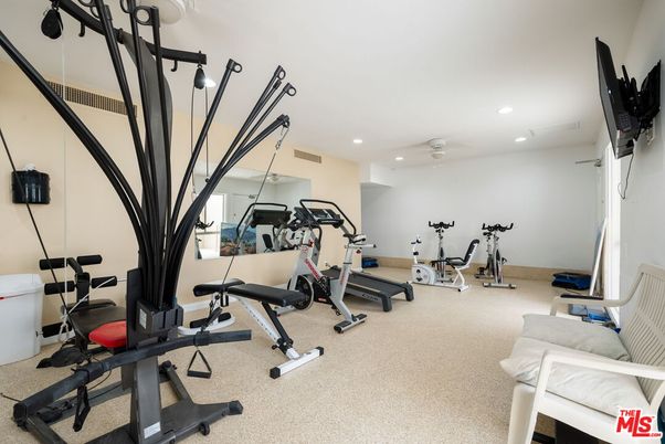 Fitness Equipment, Interior, Recessed Lighting