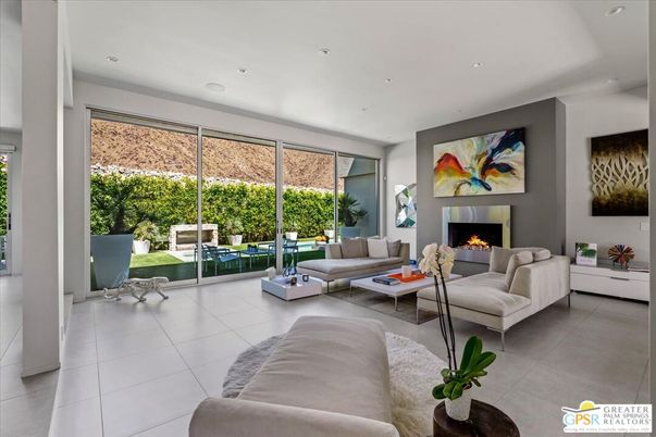 Fireplace, Interior, Living room, Recessed Lighting
