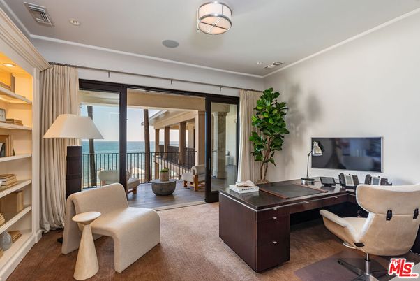 Home Office, Interior, Recessed Lighting, Water, Wood Texture Flooring