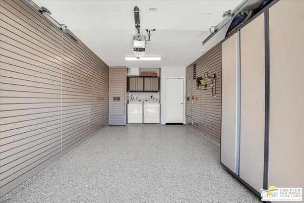 Garage, Interior, Washer