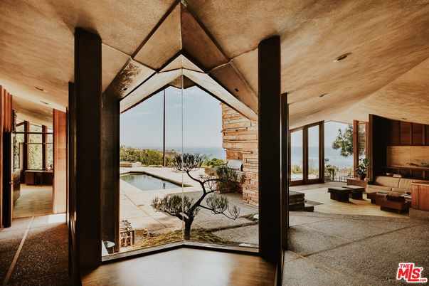 Interior, Living room, Pool, Recessed Lighting, Wooden Ceilings, Wood Texture Flooring