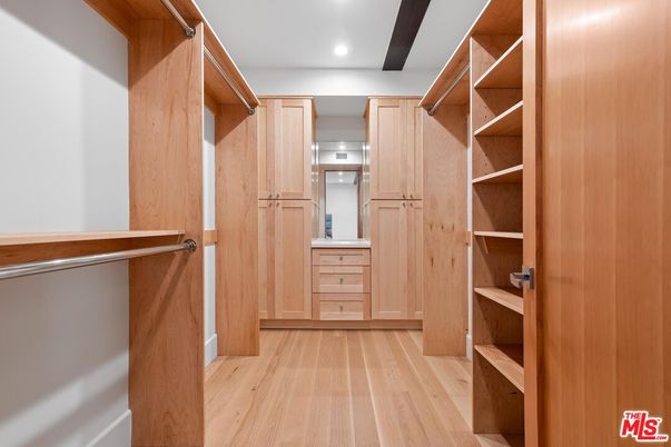 Interior, Recessed Lighting, Walk-in Closets, Wood Texture Flooring