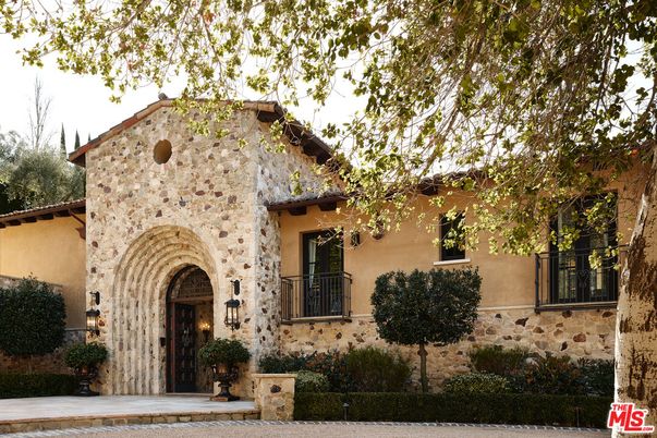 Exterior, Facade, Spanish Mediterranean