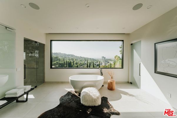 Bathroom, Free Standing Baths, Glass Shower, Interior, Recessed Lighting