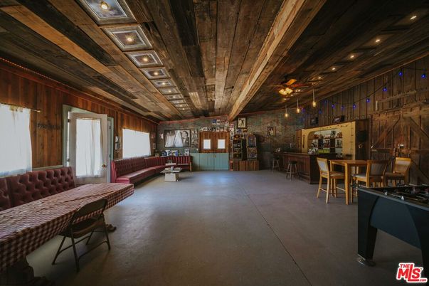 Dining room, Interior, Stone Walls, Wooden Ceilings, Wooden Walls