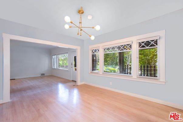 Empty room, Interior, Pendant Lights, Wood Texture Flooring