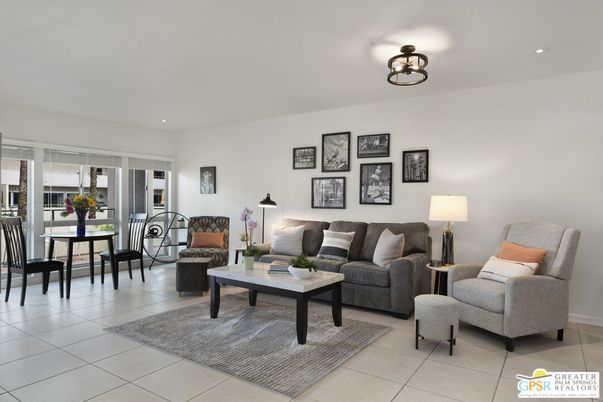 Dining room, Interior, Living room, Recessed Lighting