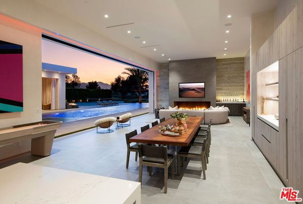 Dining room, Fireplace, Interior, Living room, Recessed Lighting
