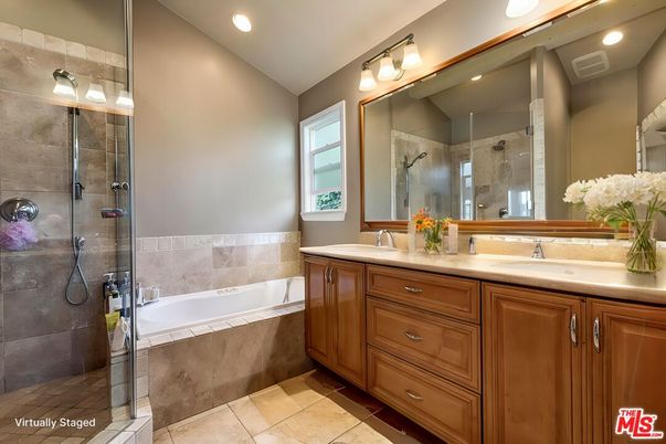 Bathroom, Dual Sink Vanities, Glass Shower, Interior, Recessed Lighting