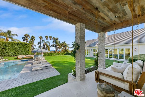 Backyard, Exterior, Pool