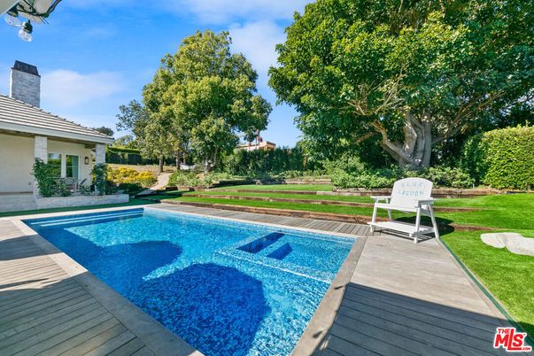 Backyard, Exterior, Pool