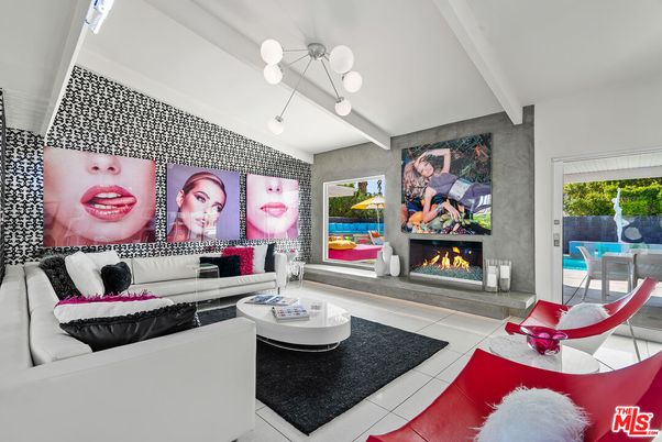 Fireplace, Interior, Living room, Pendant Lights