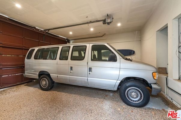 Garage, Interior, Recessed Lighting
