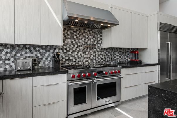 Interior, Kitchen, Stainless Steel Appliances
