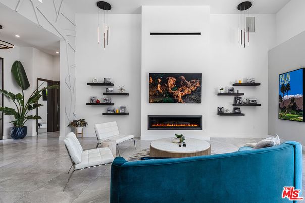 Fireplace, Interior, Living room, Pendant Lights, Recessed Lighting