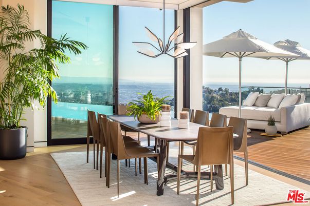 Dining room, Interior, Pendant Lights, Water, Wood Texture Flooring
