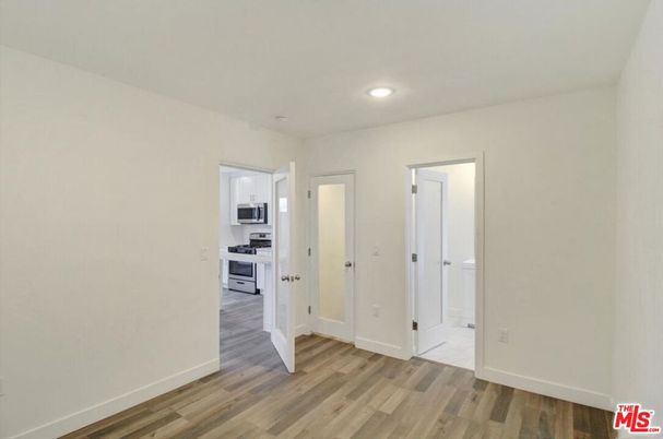 Empty room, Interior, Kitchen, Recessed Lighting, Wood Texture Flooring