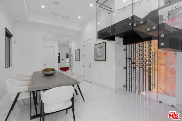 Dining room, Interior, Recessed Lighting