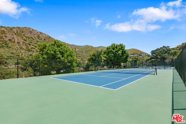 Exterior, Tennis Courts