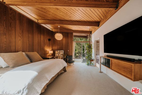 Bedroom, Chandelier, Interior, Wooden Beams, Wooden Ceilings, Wooden Walls