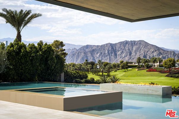 Exterior, Pool, Other